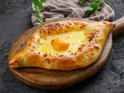 Хачапури по-аджарски